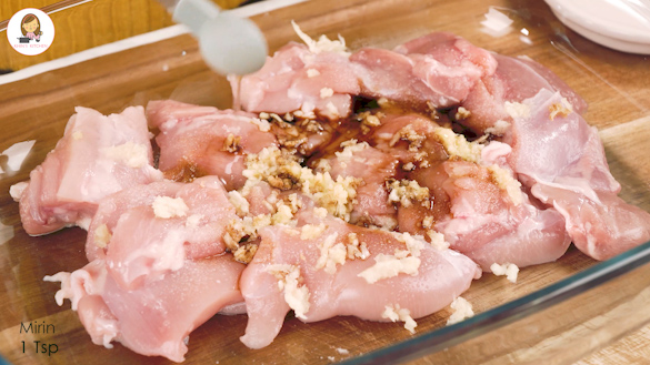 A photo showing how to prepare chicken marinade.