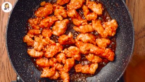 Sesame Chicken - Khin's Kitchen | Chinese cuisine | Takeout style