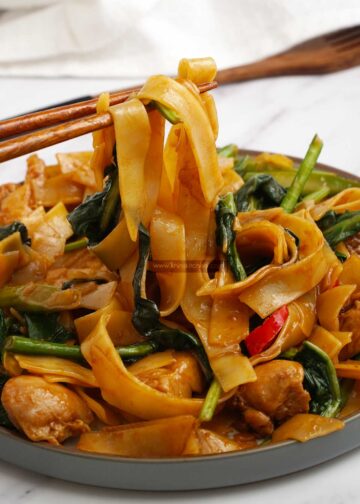 Drunken Noodles ( Pad Kee Mao ) - Khin's Kitchen