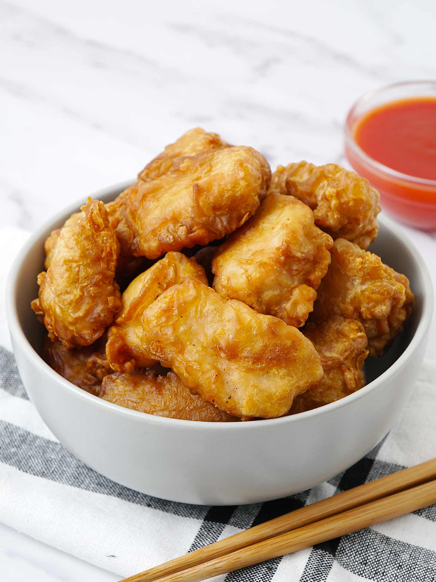 Chinese Chicken Balls with Sweet and Sour Sauce - Khin's Kitchen