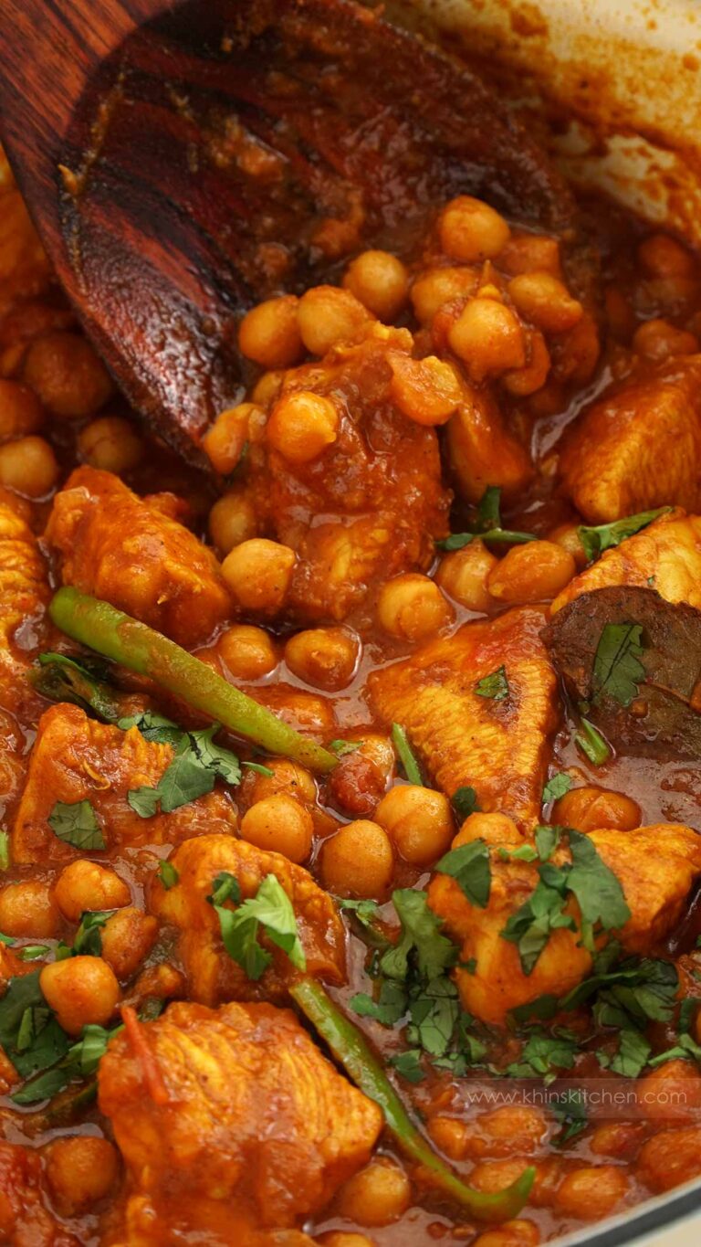 Chicken and Chickpea Curry - Khin's Kitchen