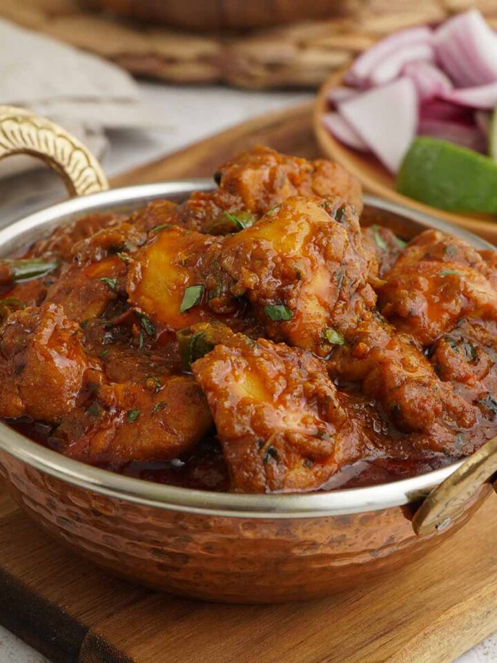 Garlic Chilli Chicken Curry - Khin's Kitchen