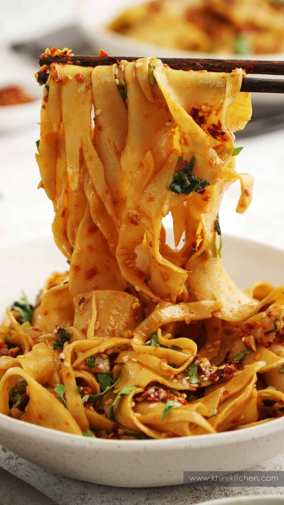Quick 10Minute Chilli Garlic Noodles Khin's Kitchen