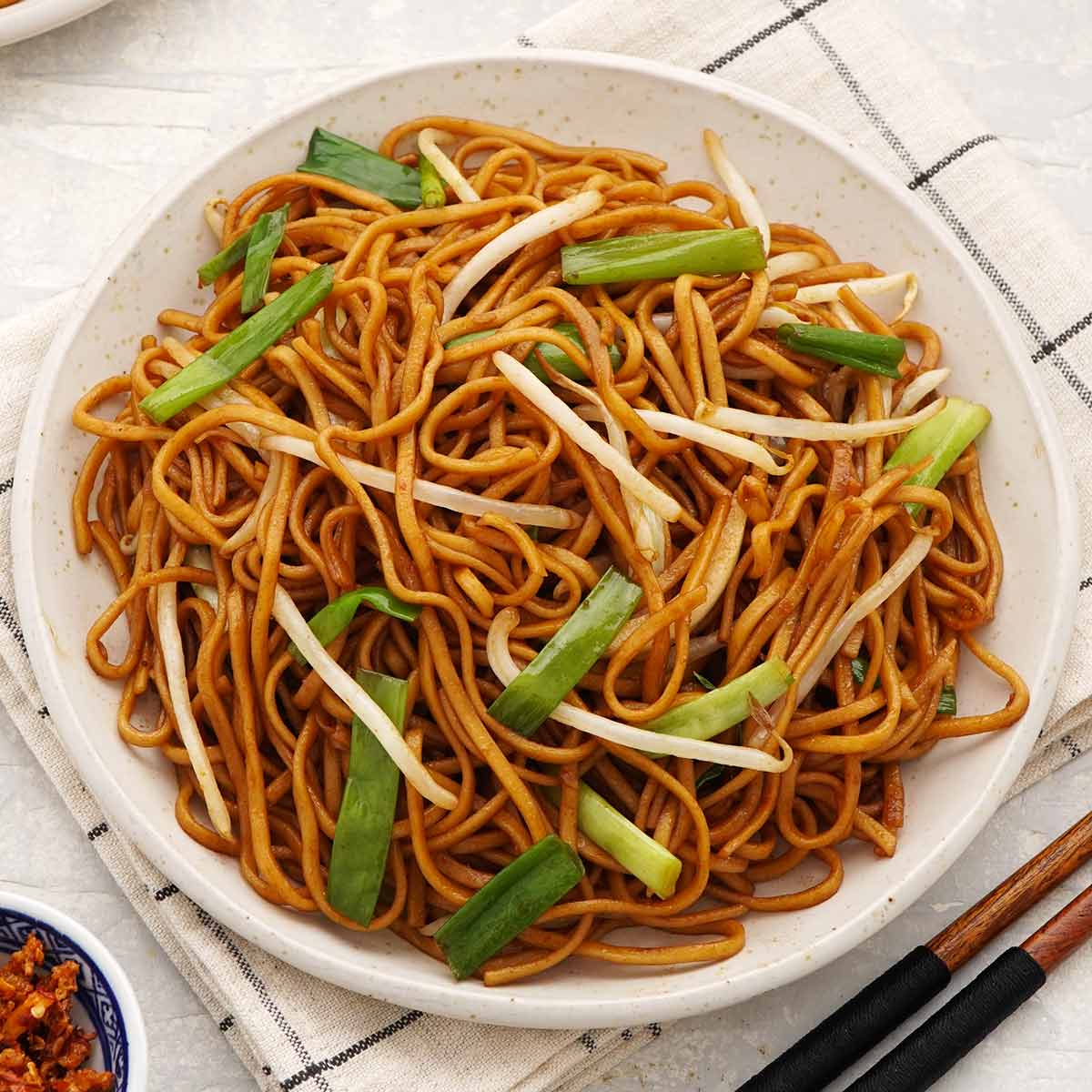 Soy Sauce Chicken Noodles - Khin's Kitchen - Chinese Noodles Recipes