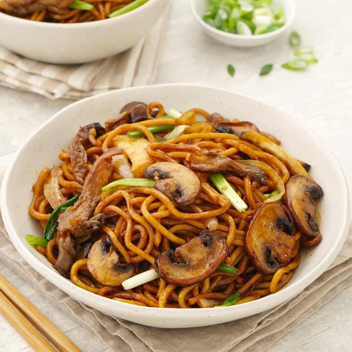 Mushroom Chow Mein - Khin's Kitchen