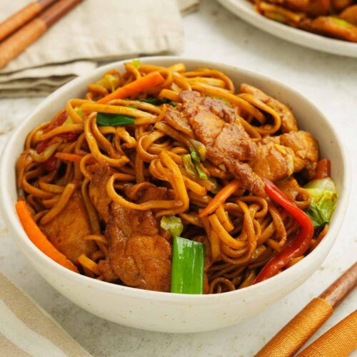 Chicken Chow Mein Recipe - Khin's Kitchen